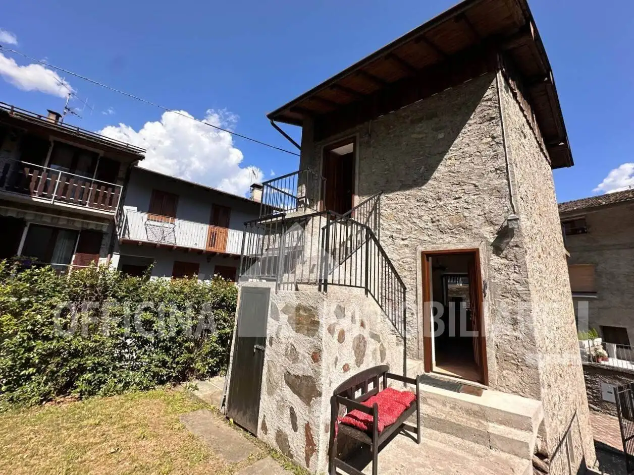 Casa indipendente in vendita a Ardenno