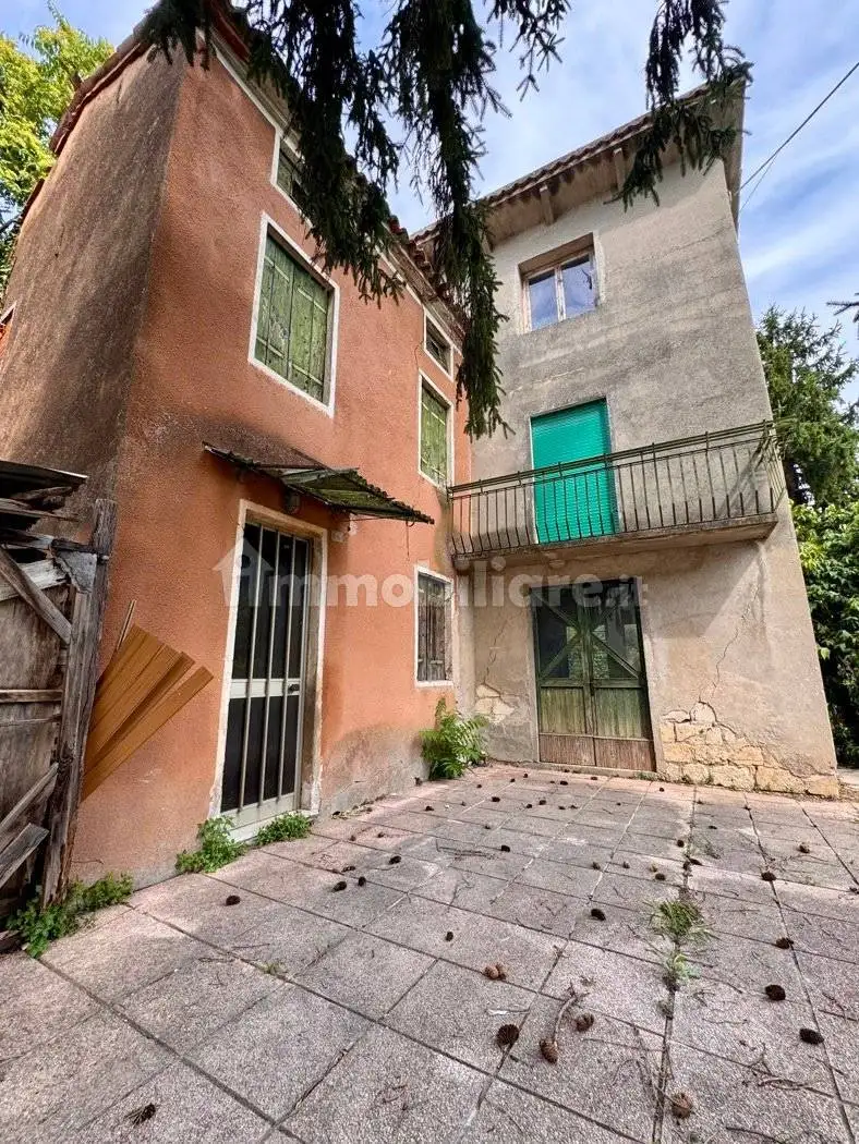 Rustico - Casale in vendita a Barbarano Mossano