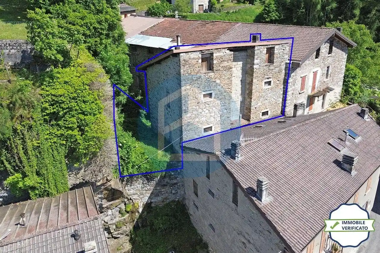 Casa indipendente in vendita a Bienno