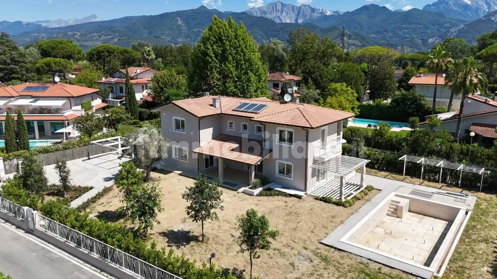 Villa in vendita a Forte dei Marmi