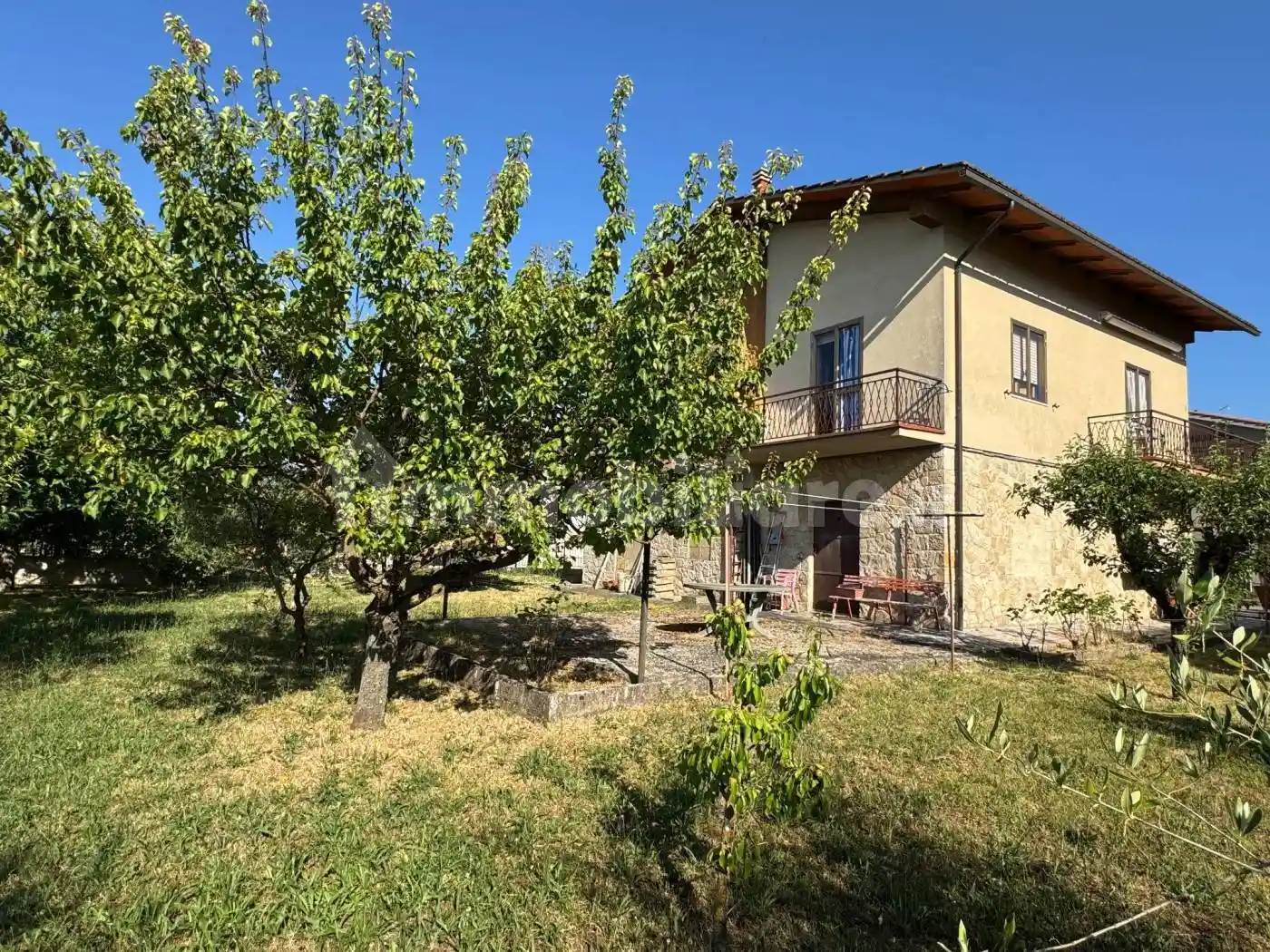 Villa in vendita a Sarteano