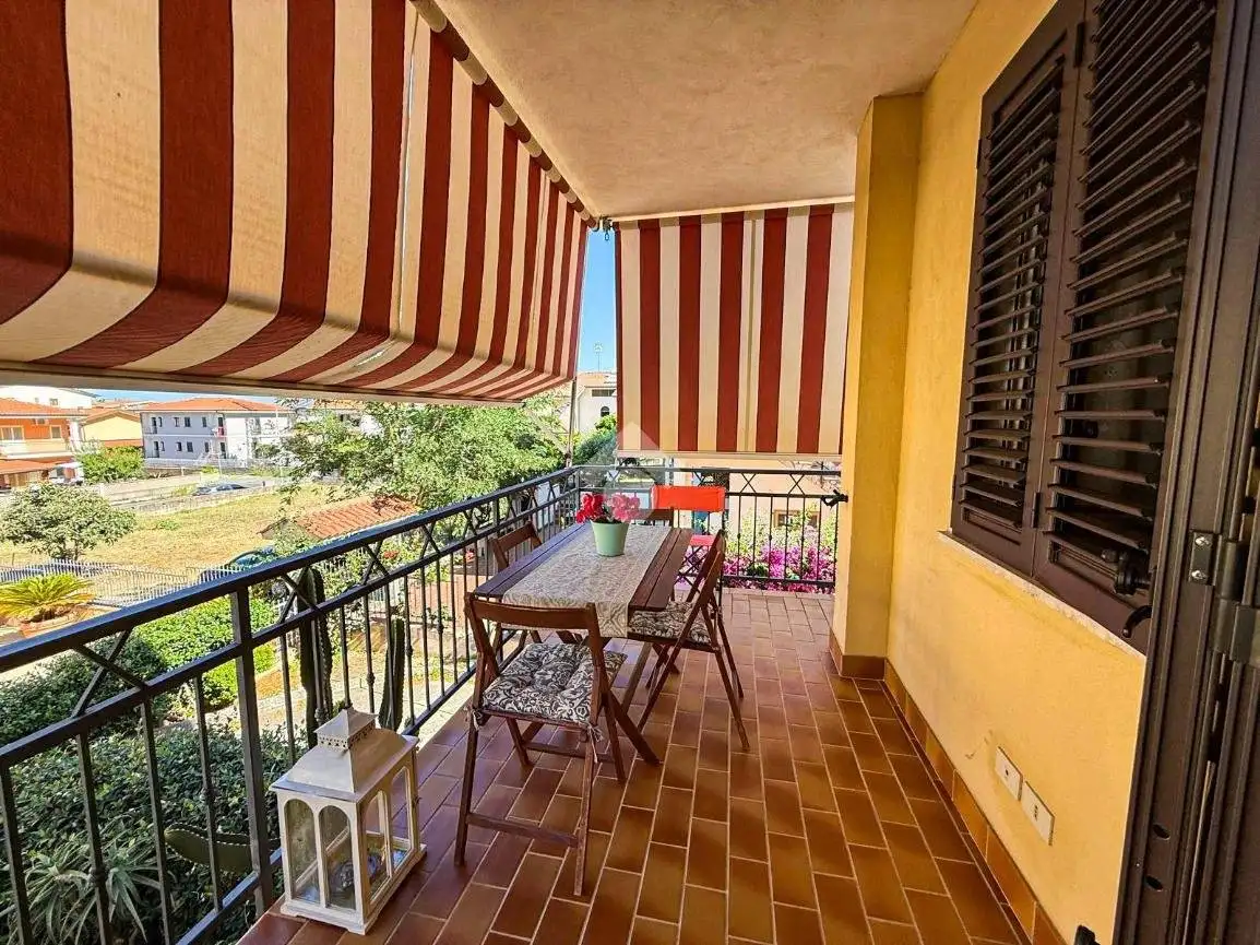 Appartamento in vendita a Fiumefreddo Bruzio