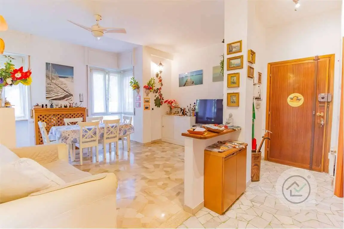 Appartamento in vendita a Varese