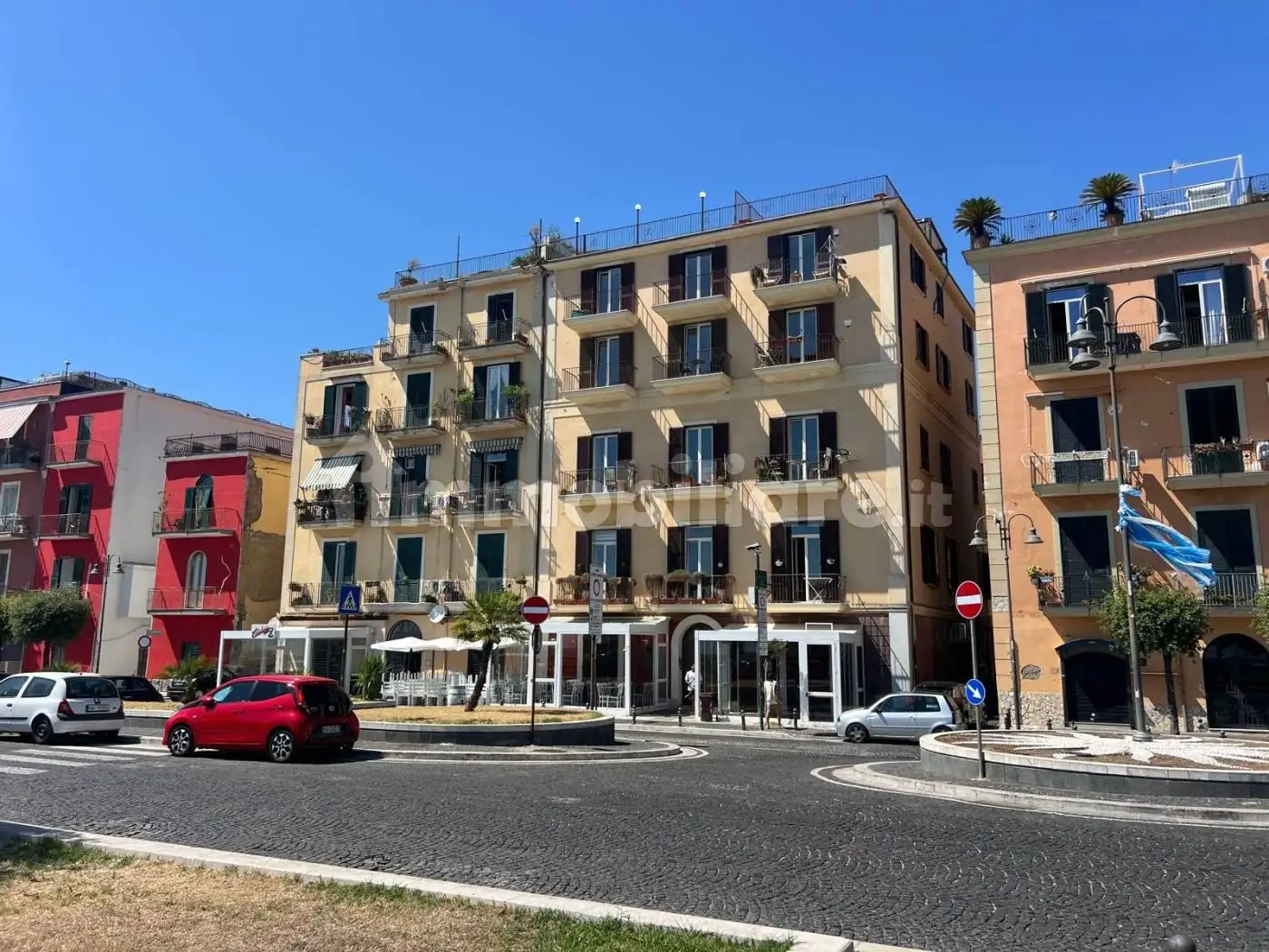 Appartamento in vendita a Pozzuoli