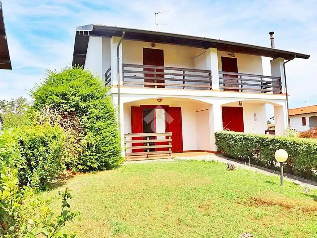 Villa in vendita a Castelletto Sopra Ticino