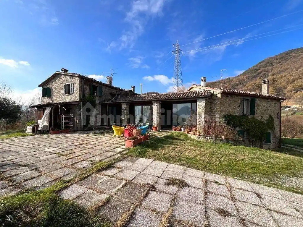 Rustico - Casale in vendita a Novafeltria