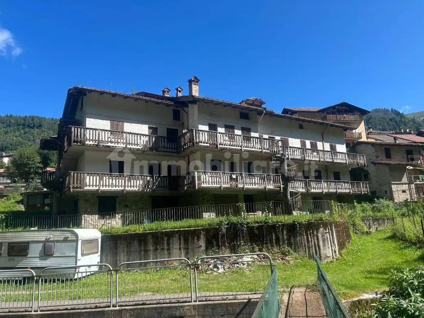 Palazzo - Edificio in vendita a Collio