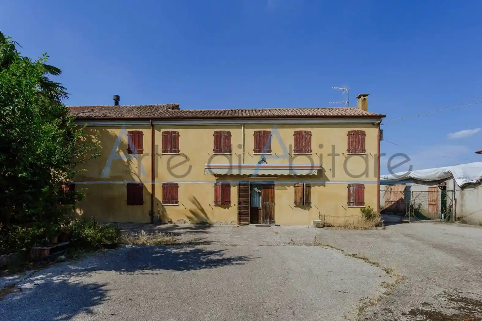Villa bifamiliare, da ristrutturare, 190 m², Due Carrare - foto 2
