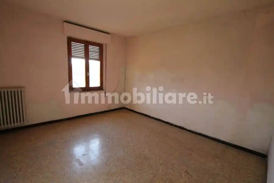 Appartamento in vendita a Bucine