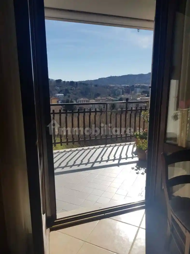 Quadrilocale via Lorenzo Ferrante 66, A. Annarumma, A. Gasperi, F. Tedesco, Avellino - foto 4