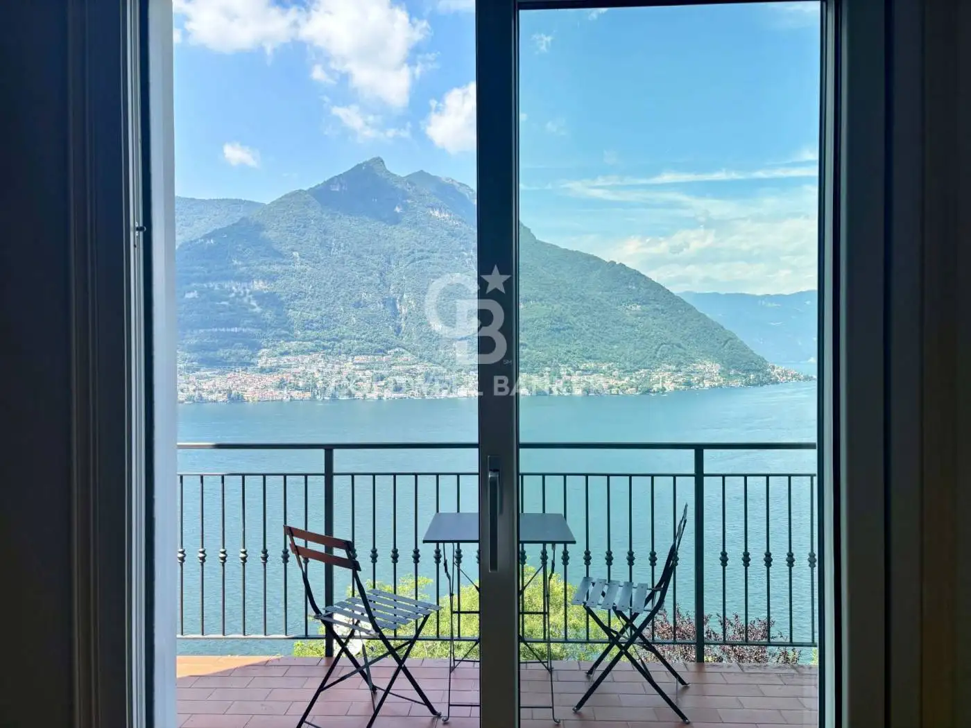 Villa in vendita a Faggeto Lario