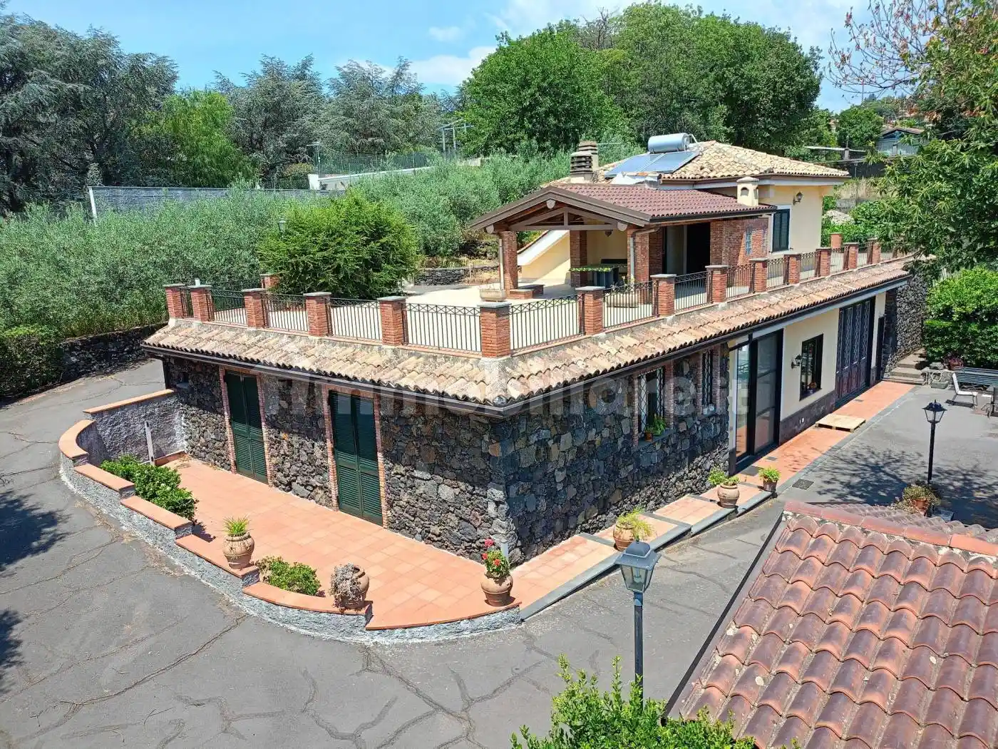 Villa in vendita a Trecastagni