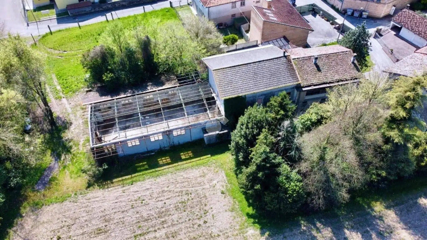 Rustico - Casale in vendita a Palazzolo dello Stella