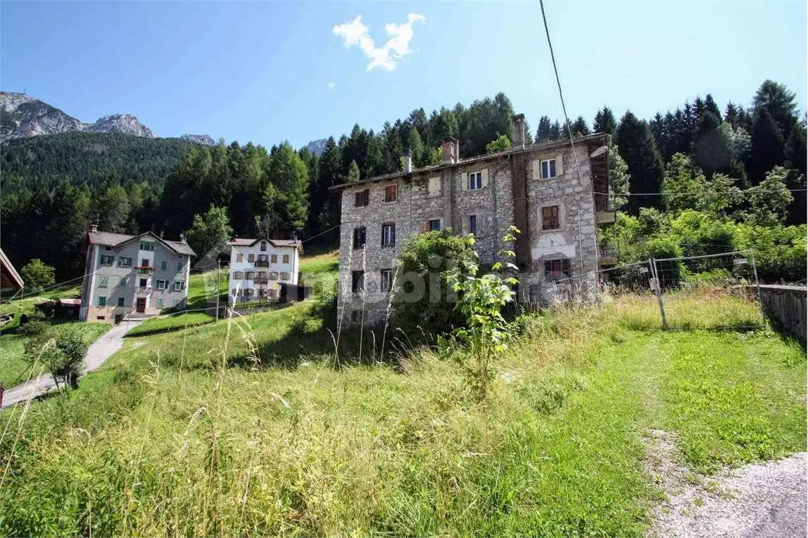 Palazzo - Edificio in vendita a Vigo di Cadore