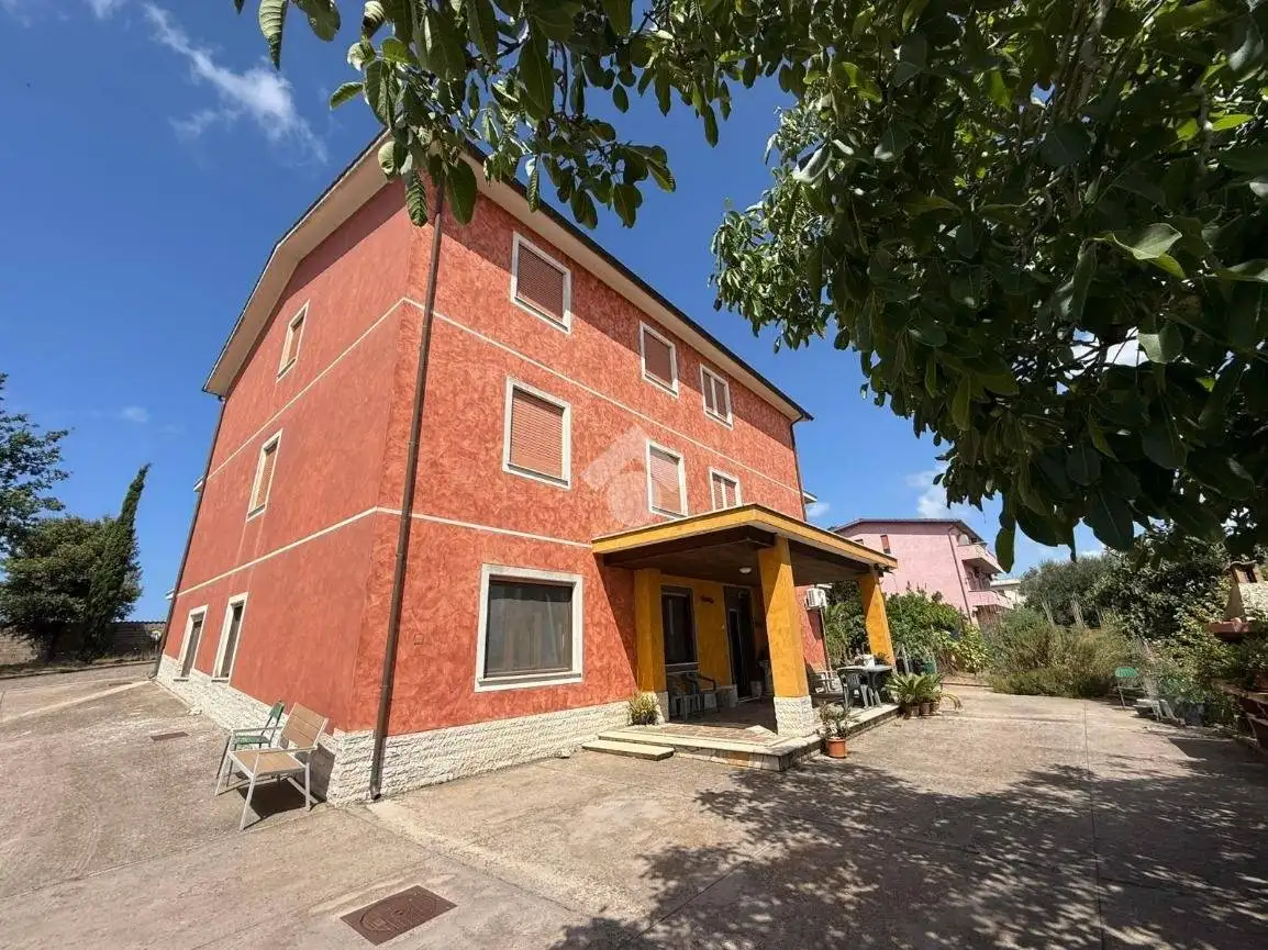 Villa in vendita a Aprilia