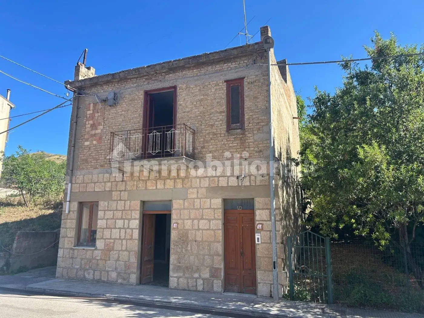 Casa indipendente in vendita a Castellana Sicula