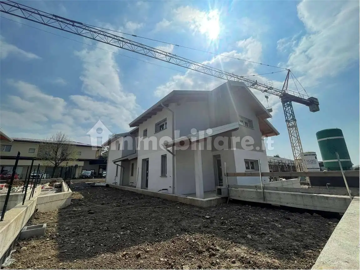 Villetta a schiera in vendita a Bulgarograsso