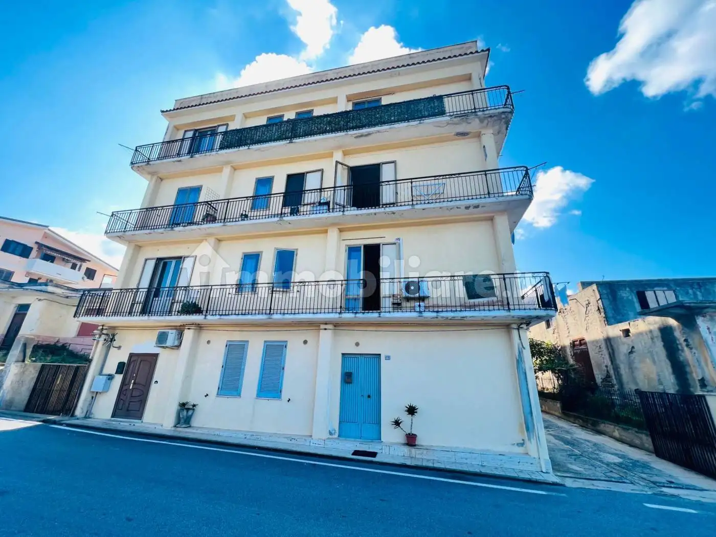 Appartamento in vendita a Briatico