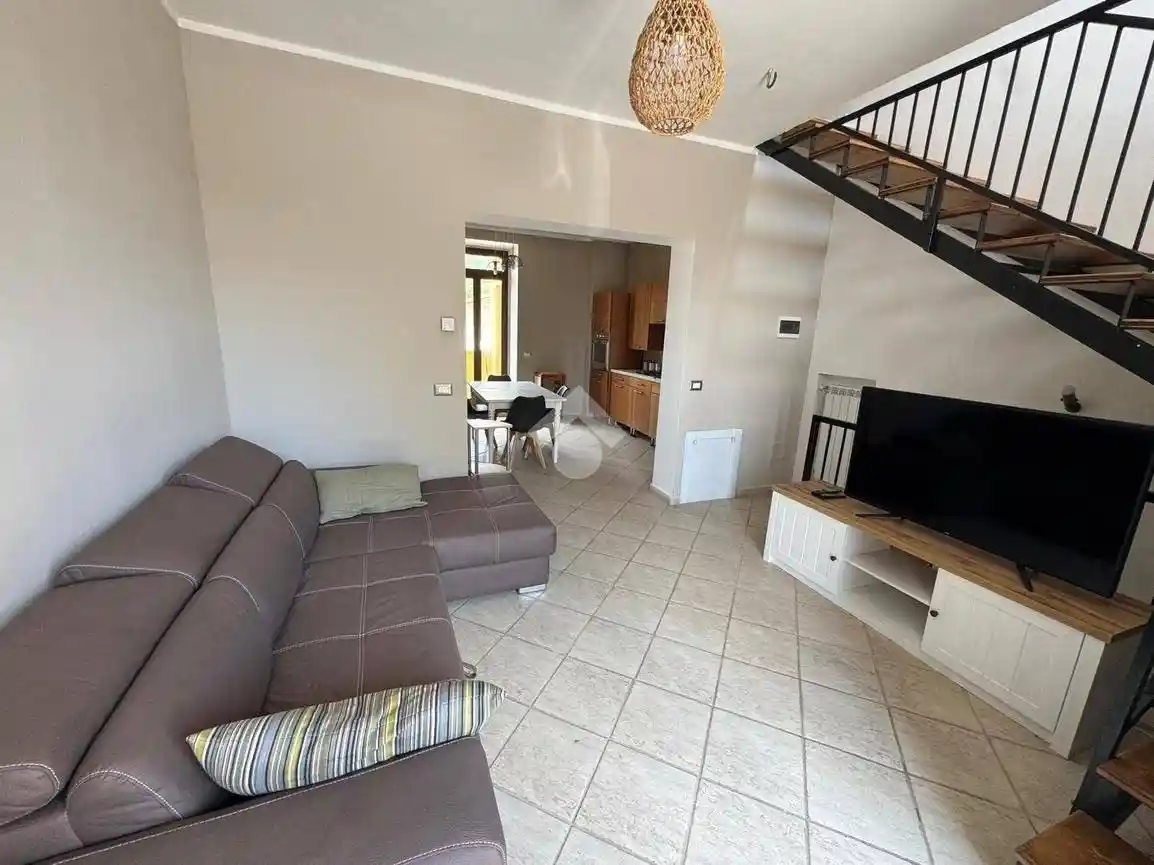 Terratetto unifamiliare via Europa 25, San Pelino, Avezzano - foto 2