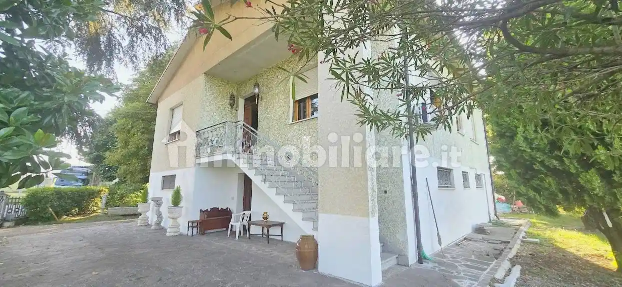 Villa in vendita a Maranello