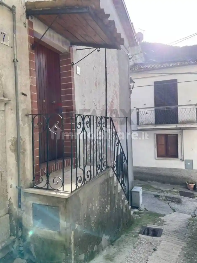 Casa indipendente in vendita a Colli a Volturno