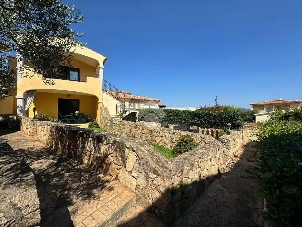 Appartamento in vendita a Budoni