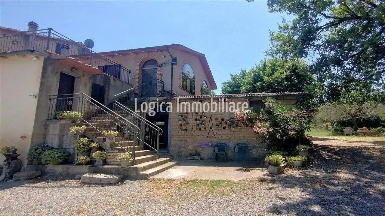 Rustico - Casale in vendita a Sarteano