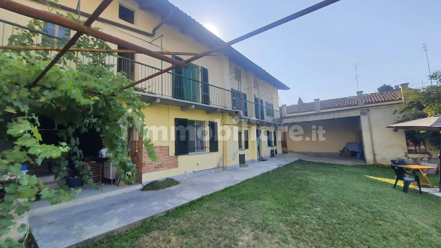 Casale via Giuseppe Garibaldi 38, Centro, Castagnole Monferrato - foto 2