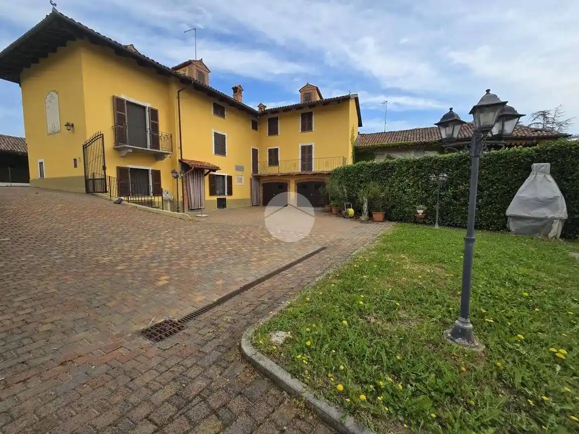 Casa indipendente in vendita a San Martino Alfieri