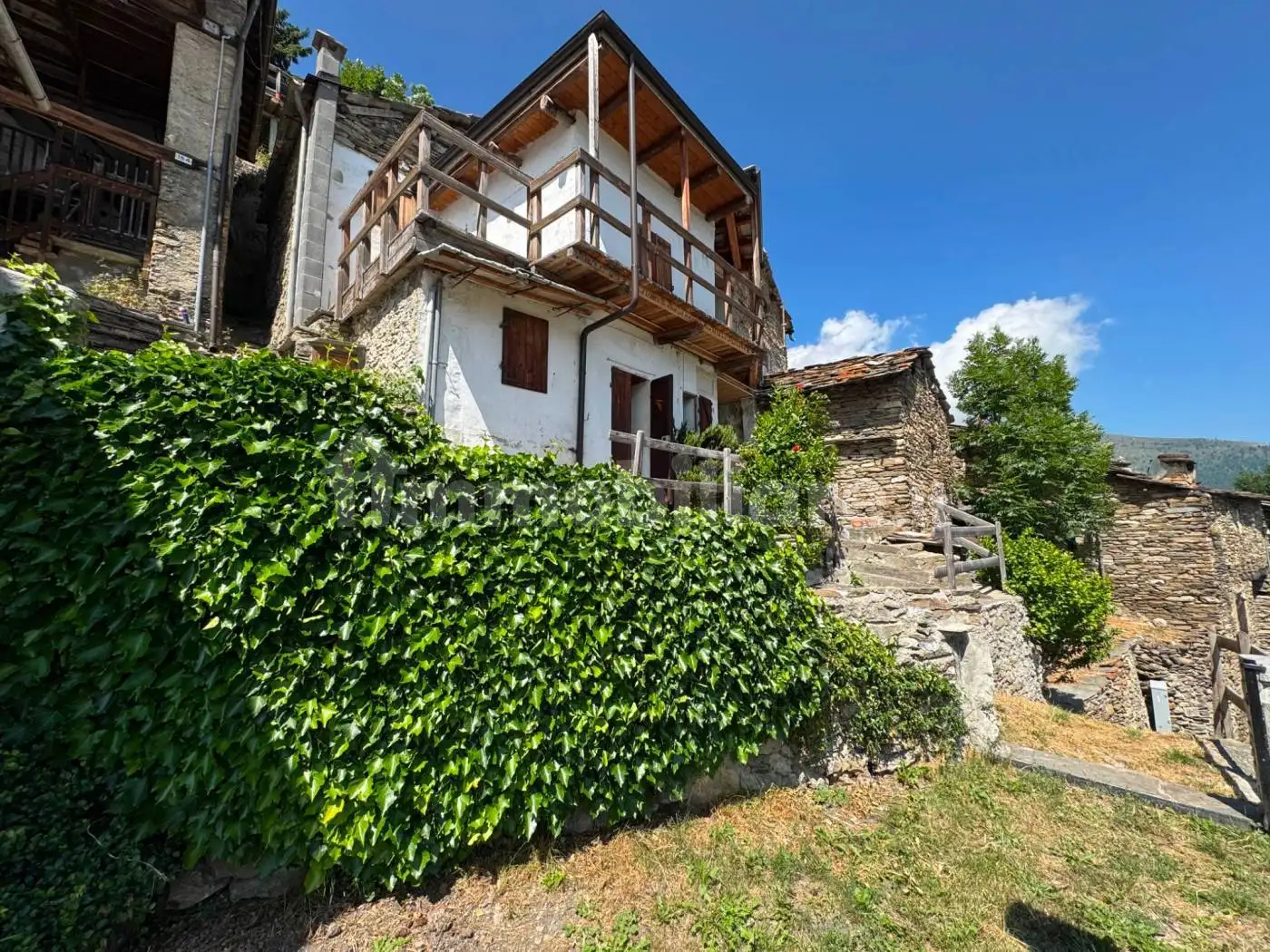 Rustico - Casale in vendita a Crissolo