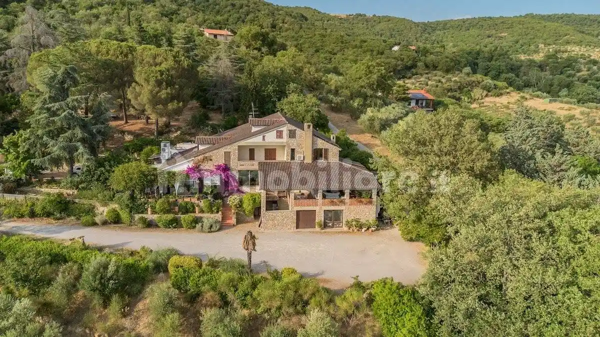 Villa in vendita a Passignano sul Trasimeno