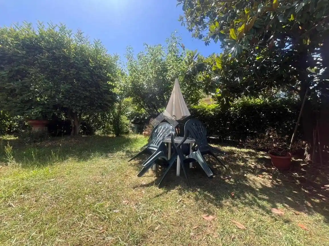 Casa indipendente in vendita a Sarzana