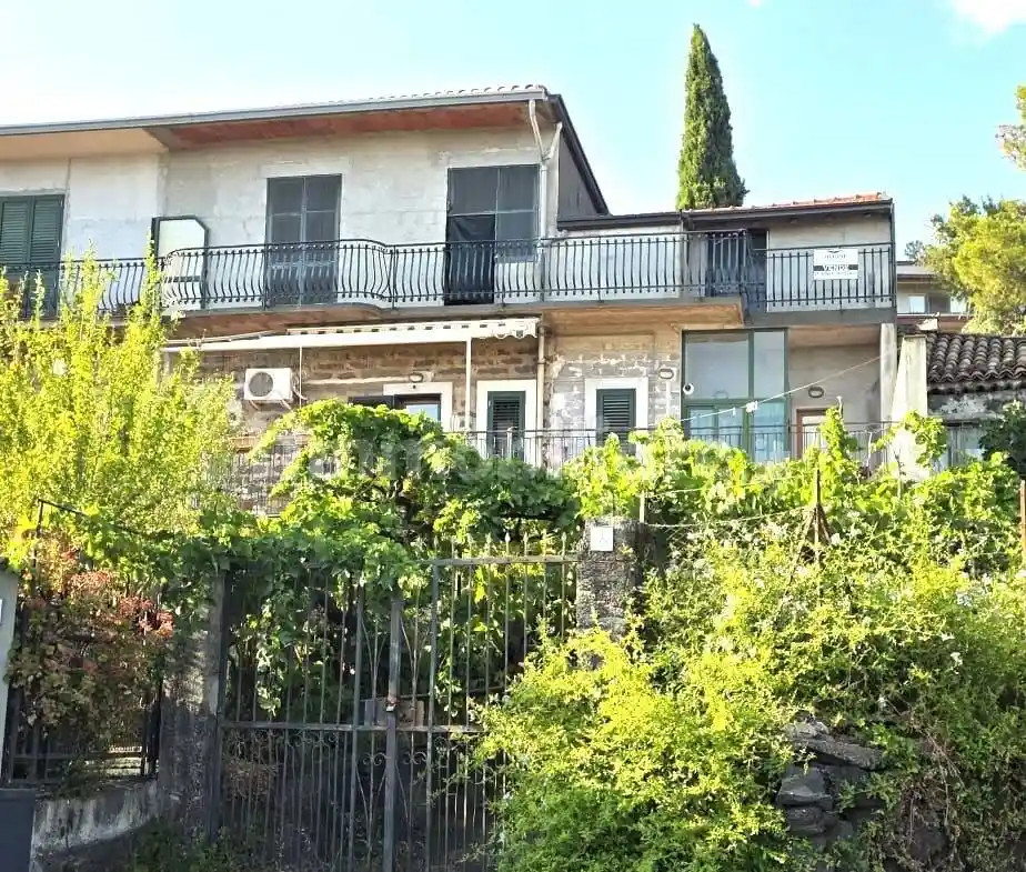 Casa indipendente in vendita a Ragalna