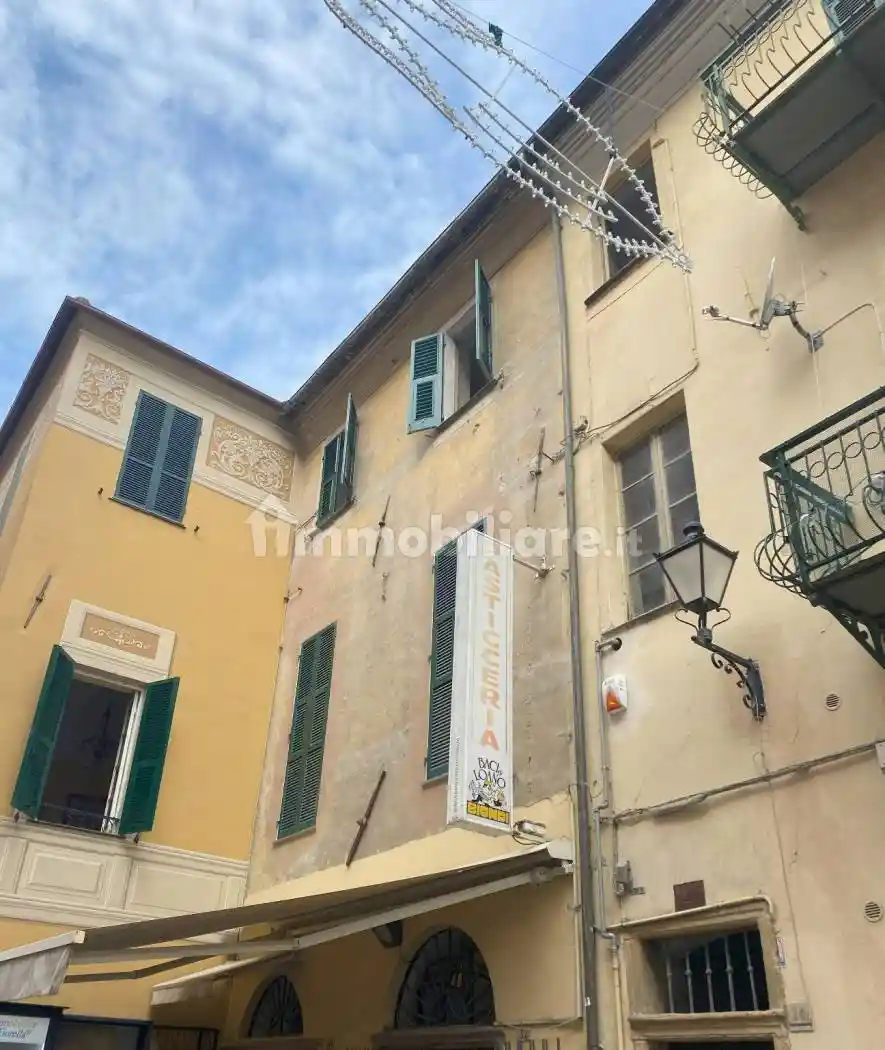 Appartamento in vendita a Loano