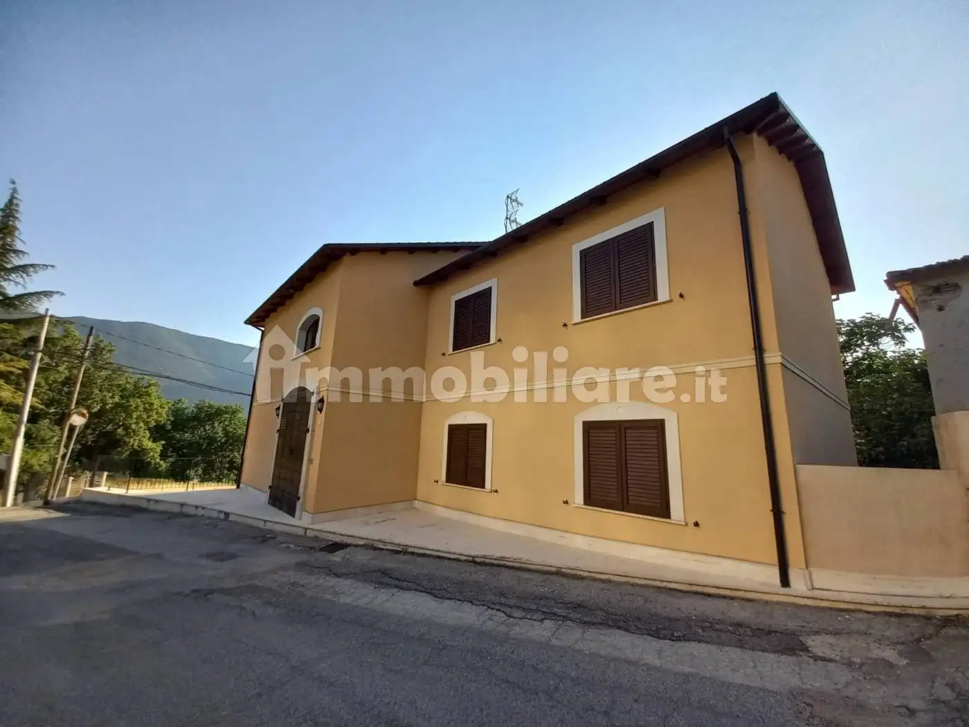 Trilocale piazza San Donato, Fagnano Alto - foto 3