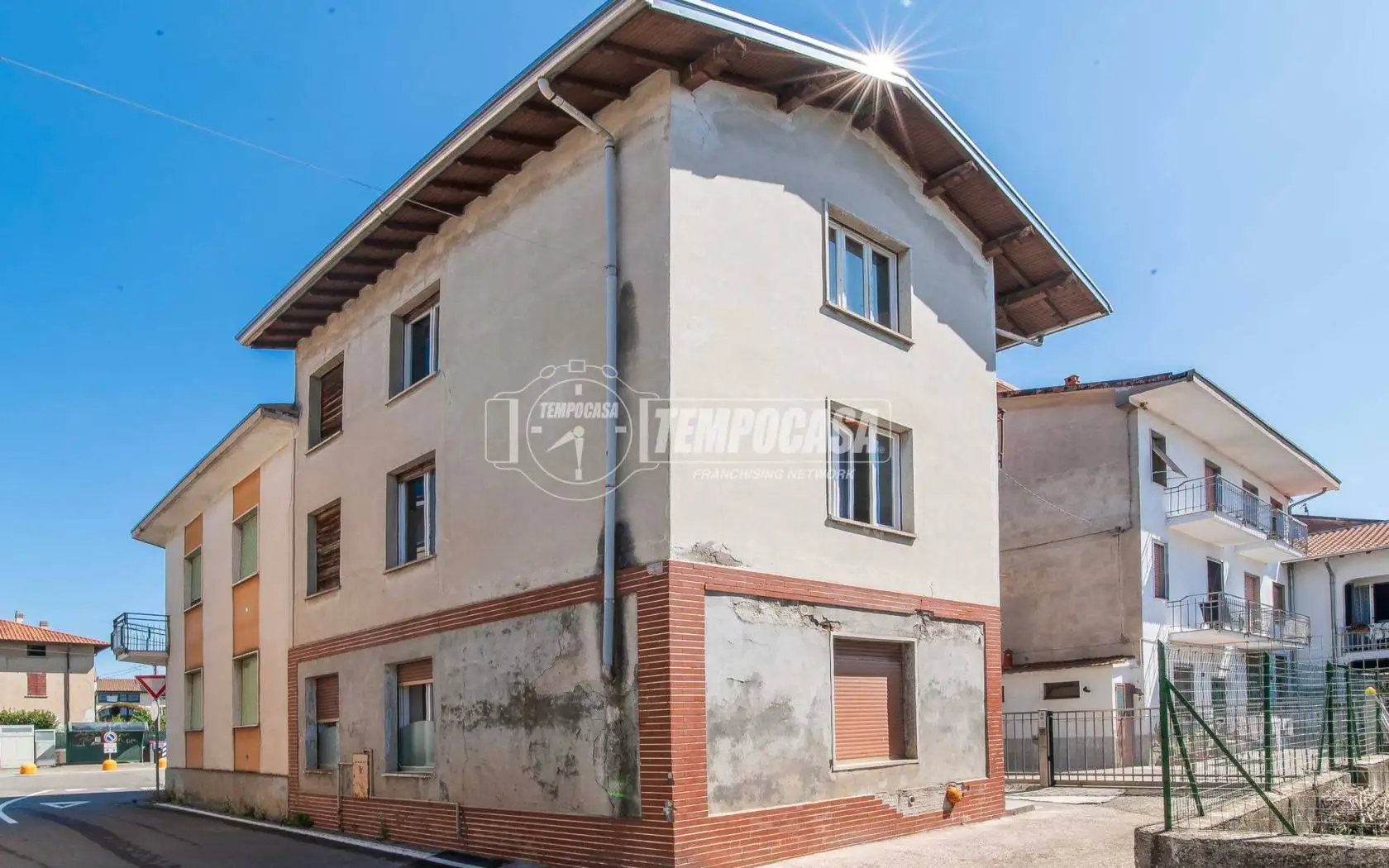 Appartamento in vendita a Limido Comasco