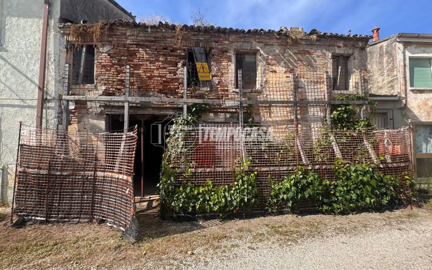 Villa in vendita a Lagosanto