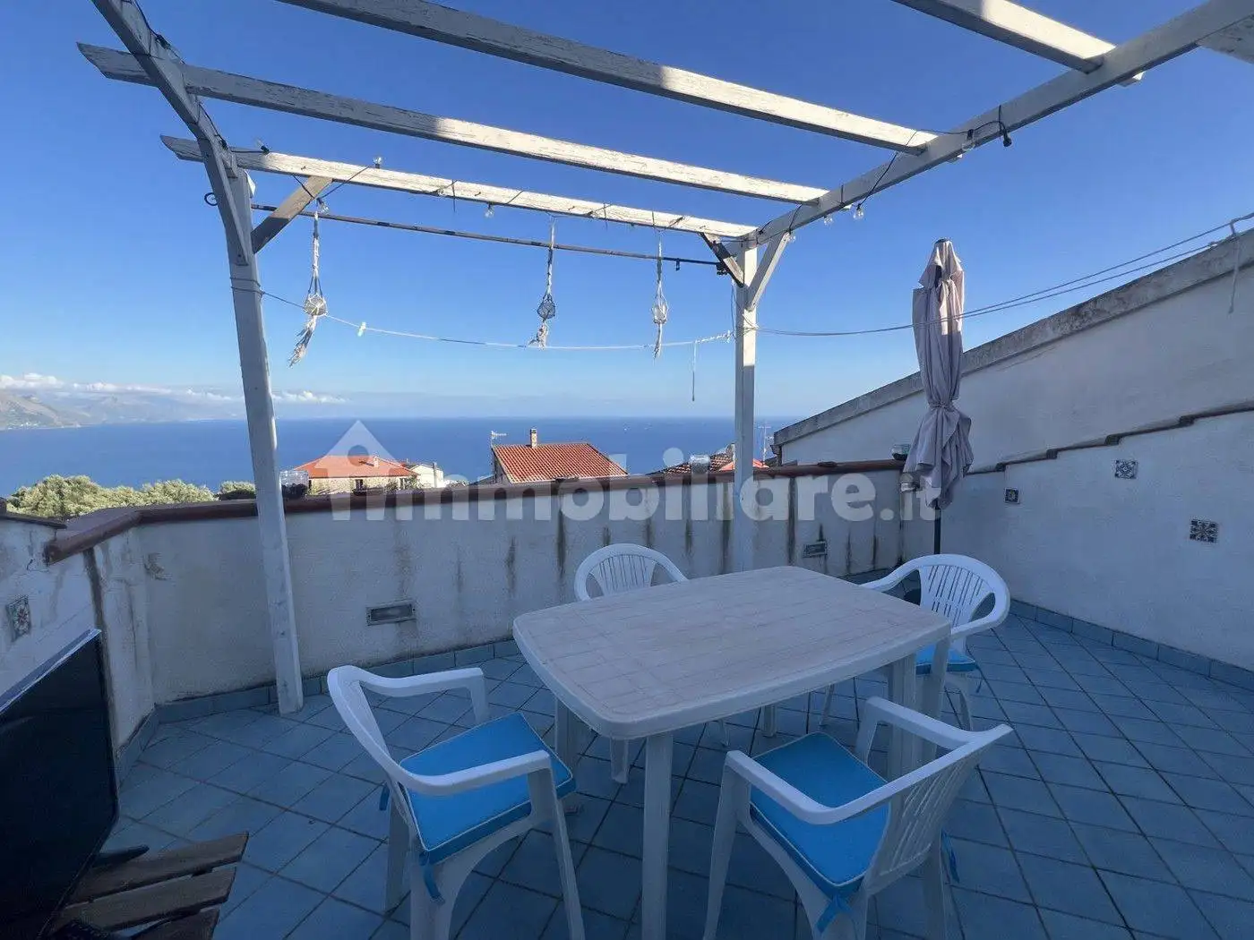 Appartamento in vendita a Ispani