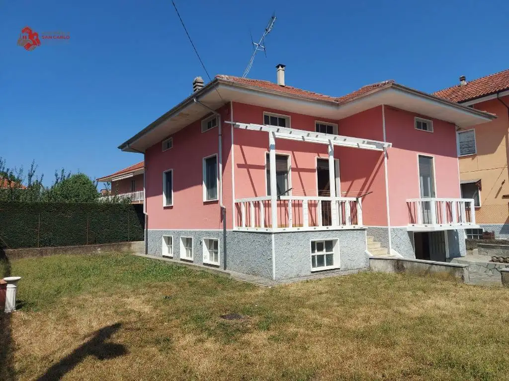 Villa in vendita a San Carlo Canavese