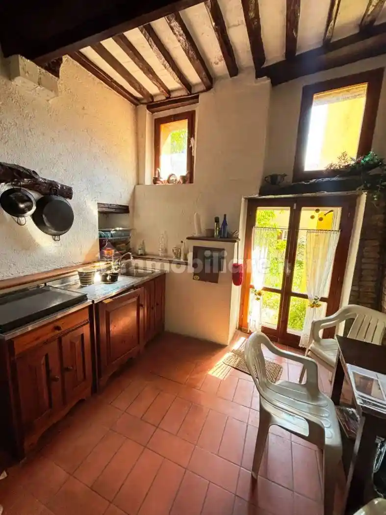 Casa indipendente in vendita a Matelica