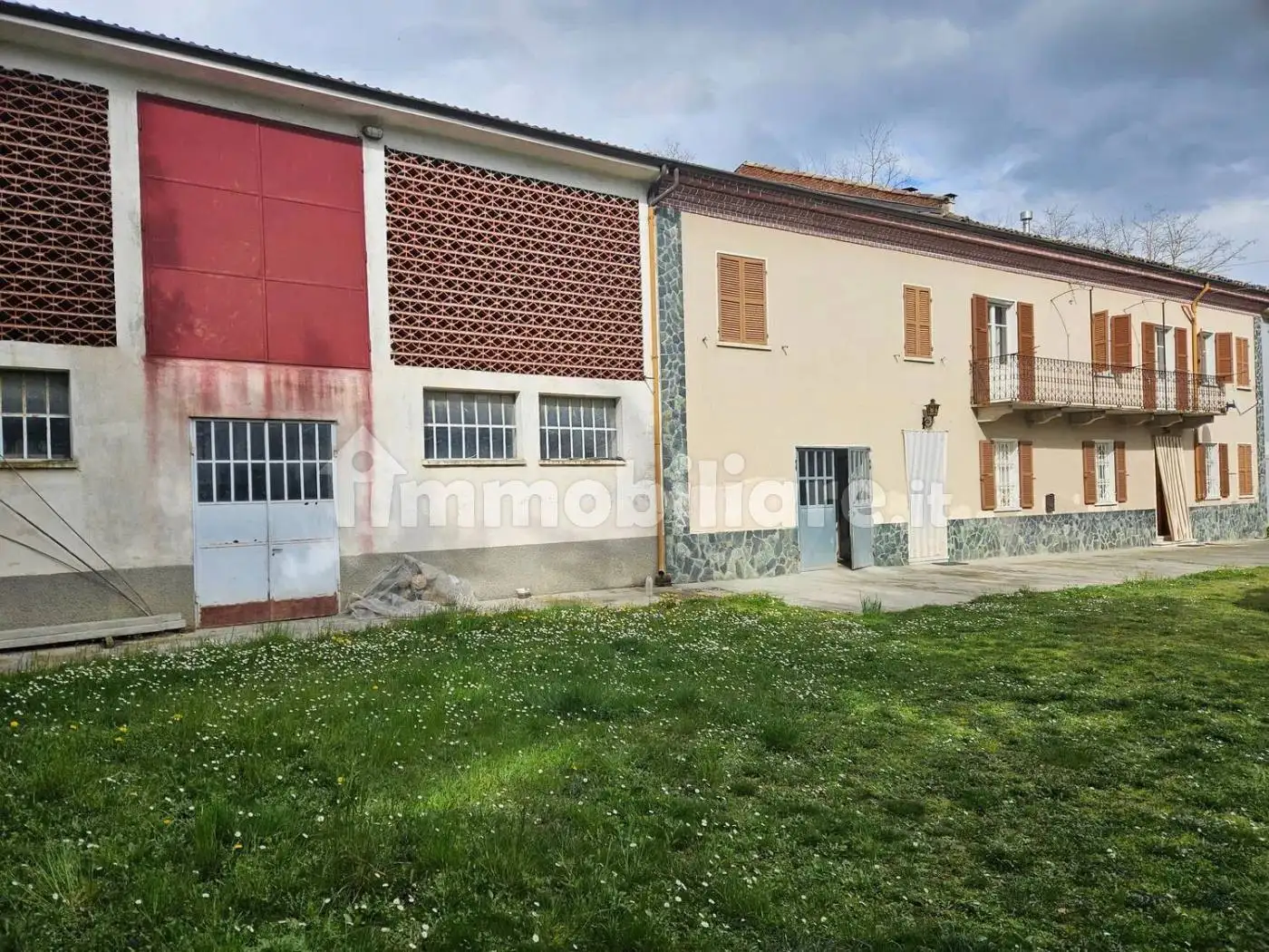 Rustico - Casale in vendita a Alice Bel Colle