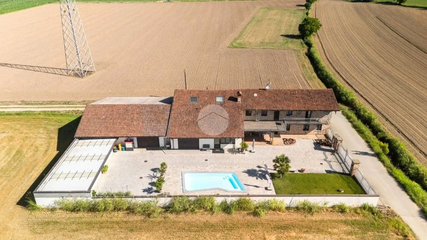 Villa in vendita a Cavallermaggiore