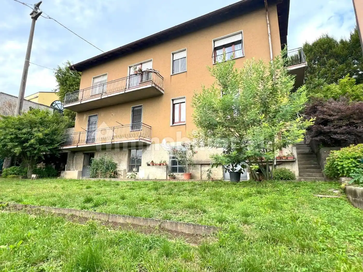 Casa indipendente in vendita a Monticello Brianza