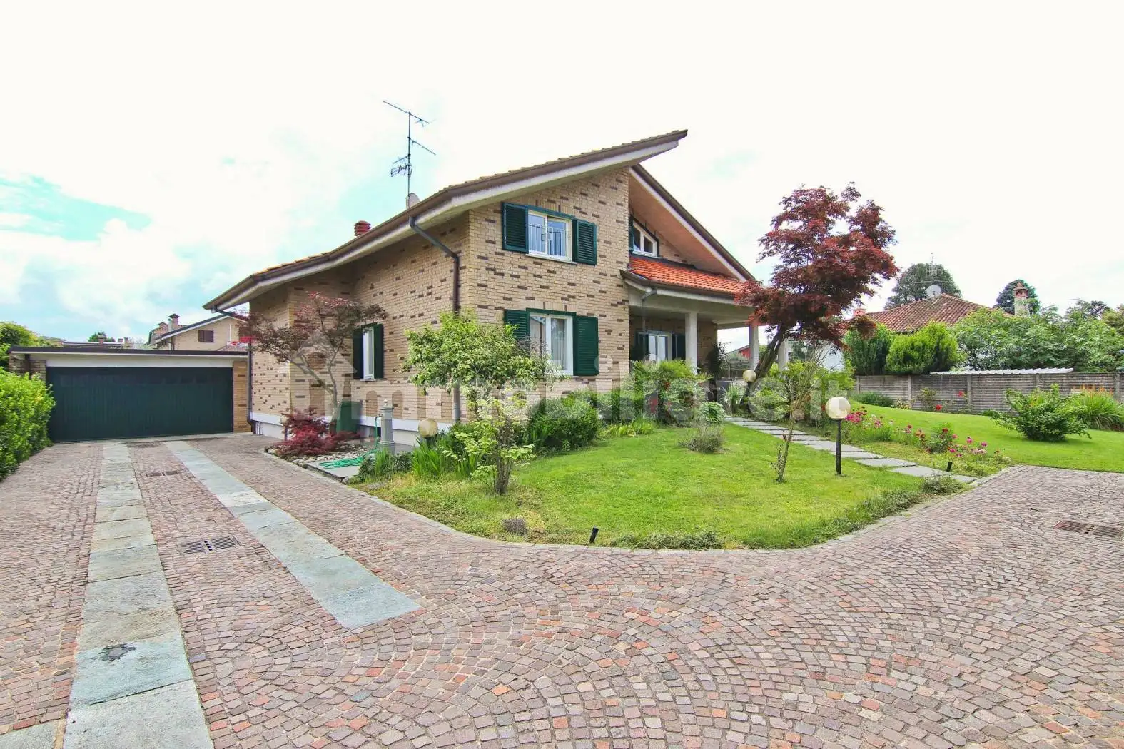 Villa in vendita a Misinto