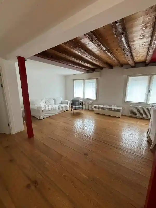 Appartamento in affitto a Venezia
