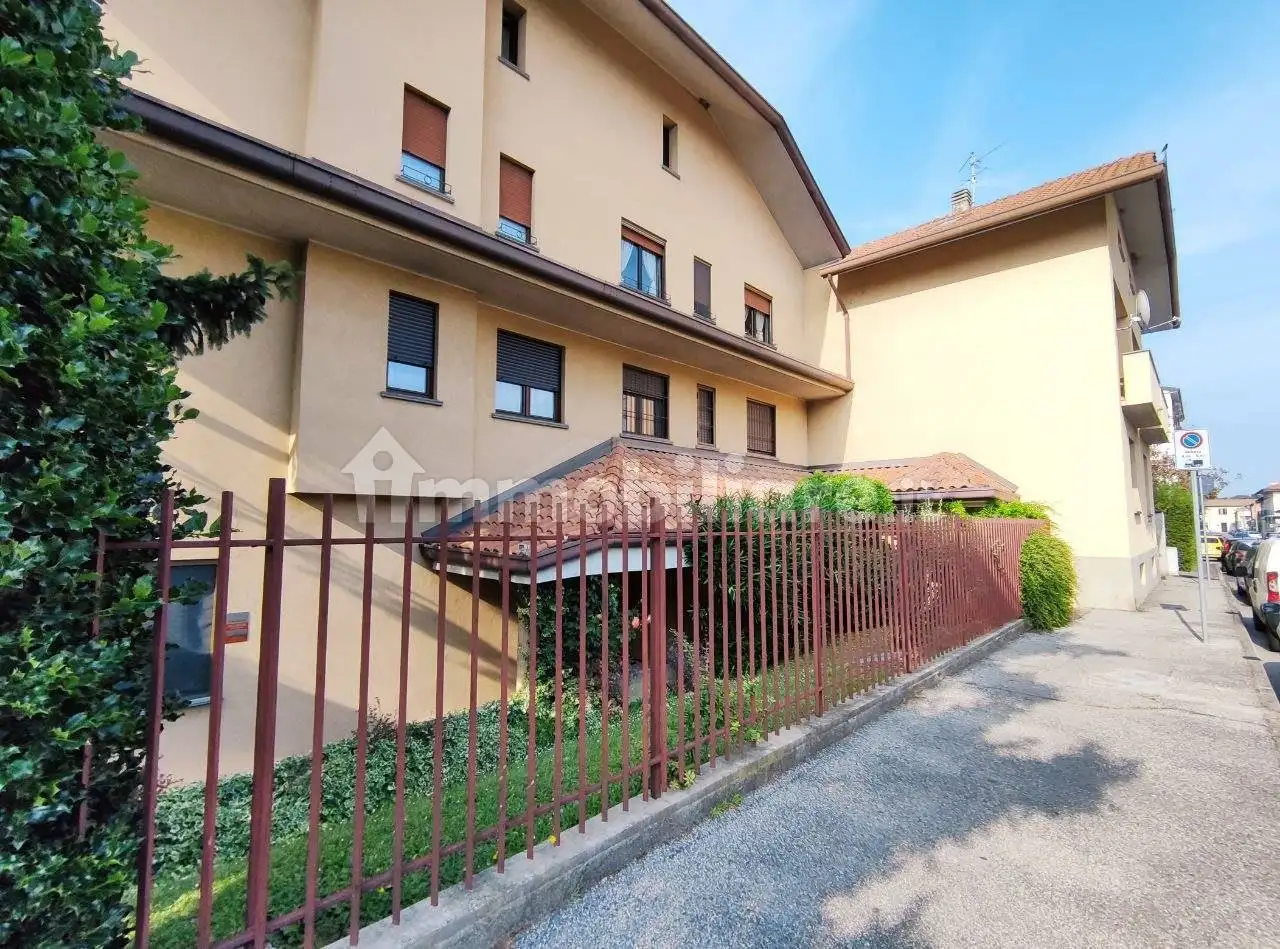 Appartamento in vendita a Monza