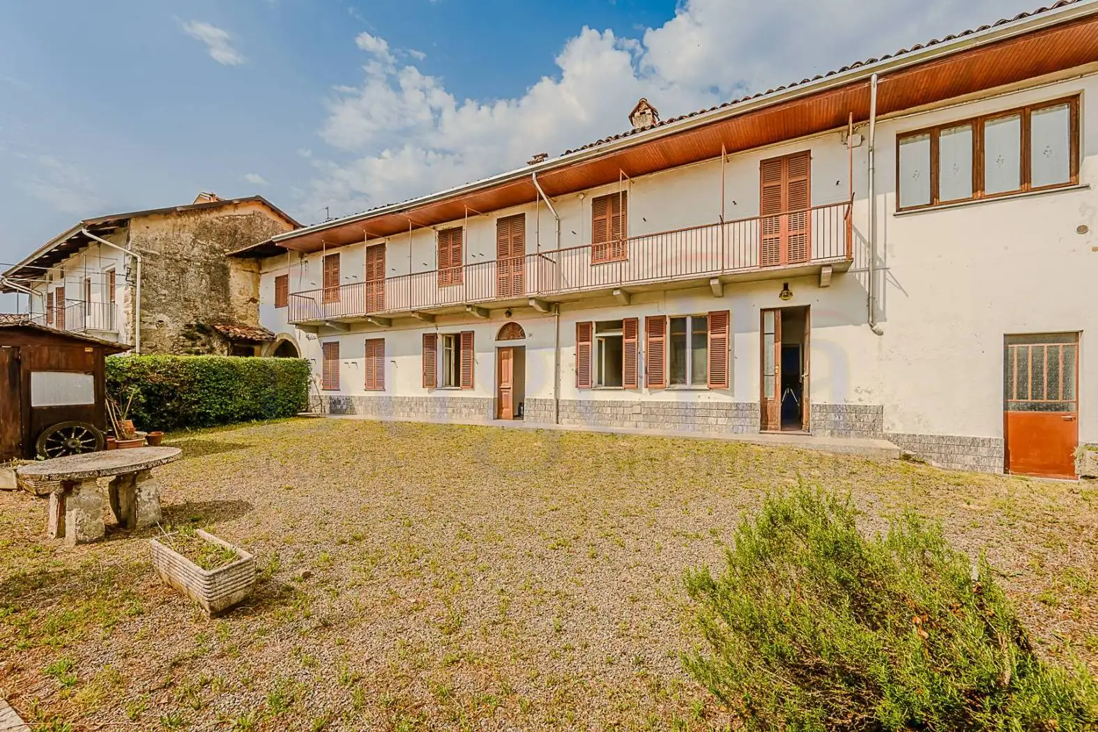 Villa in vendita a Strona