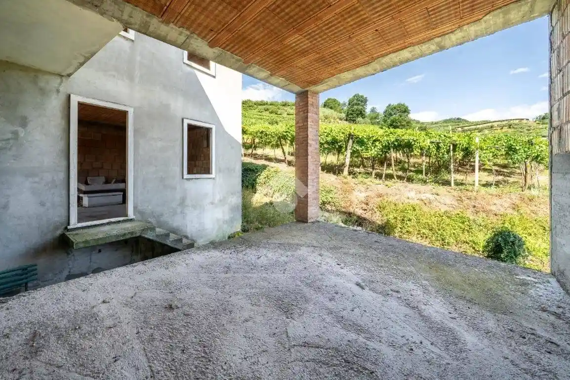 Rustico - Casale in vendita a San Giovanni Ilarione