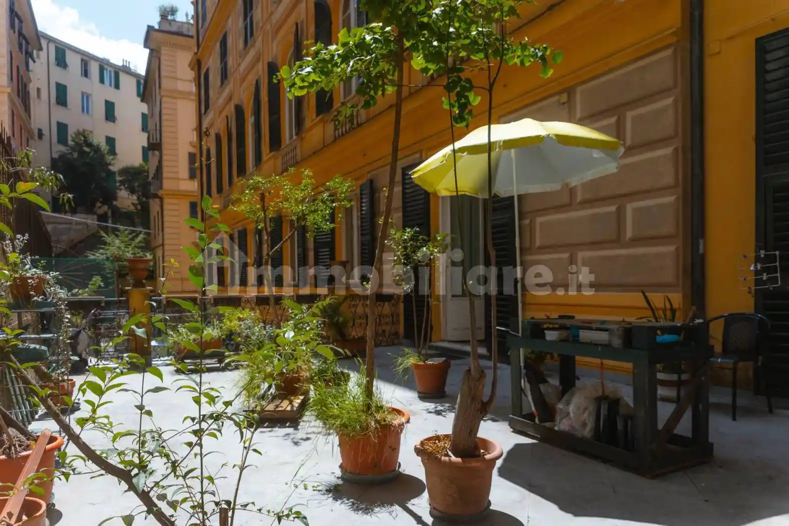 Appartamento in vendita a Genova