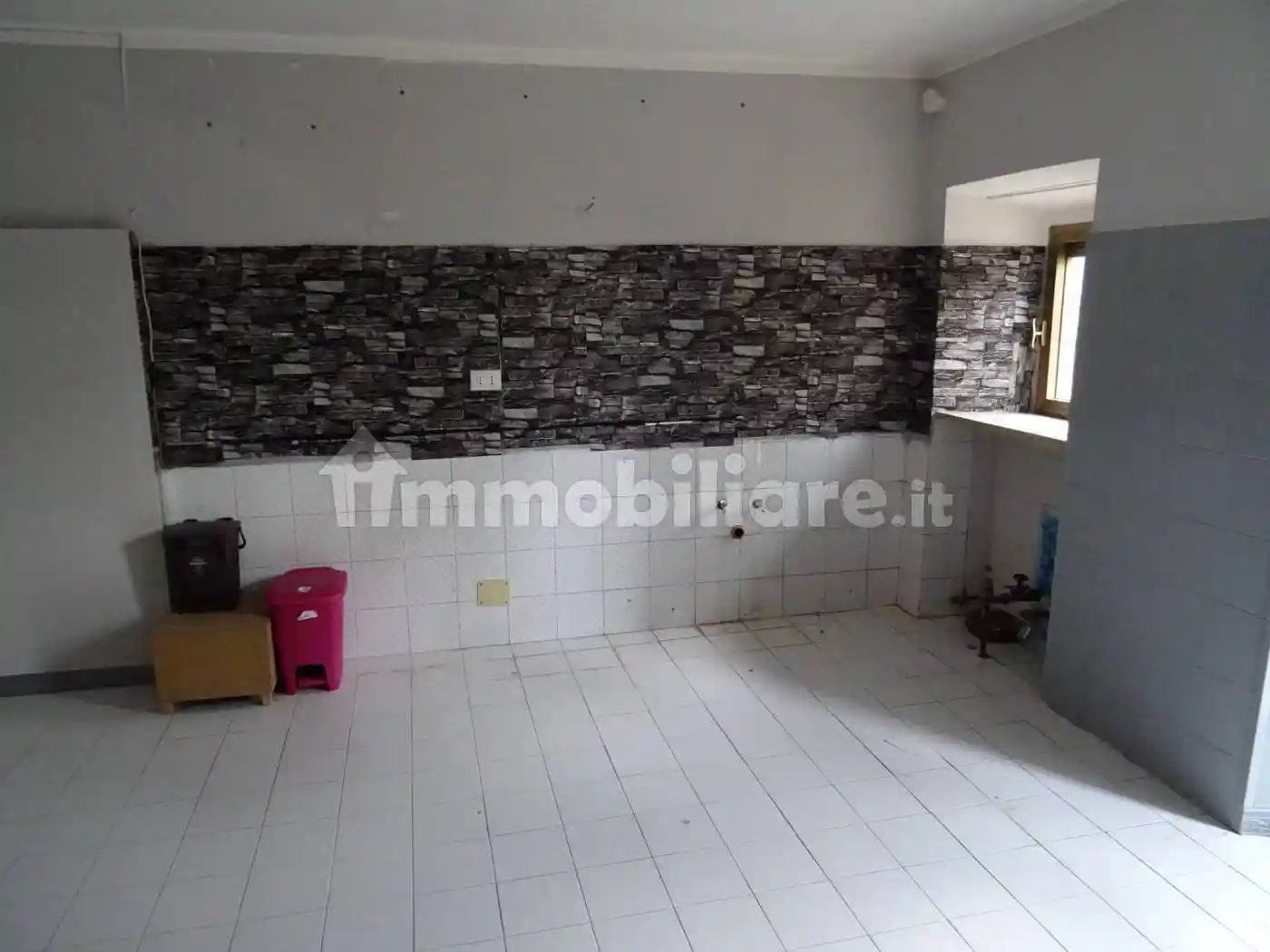 Casa indipendente in vendita a Fabriano